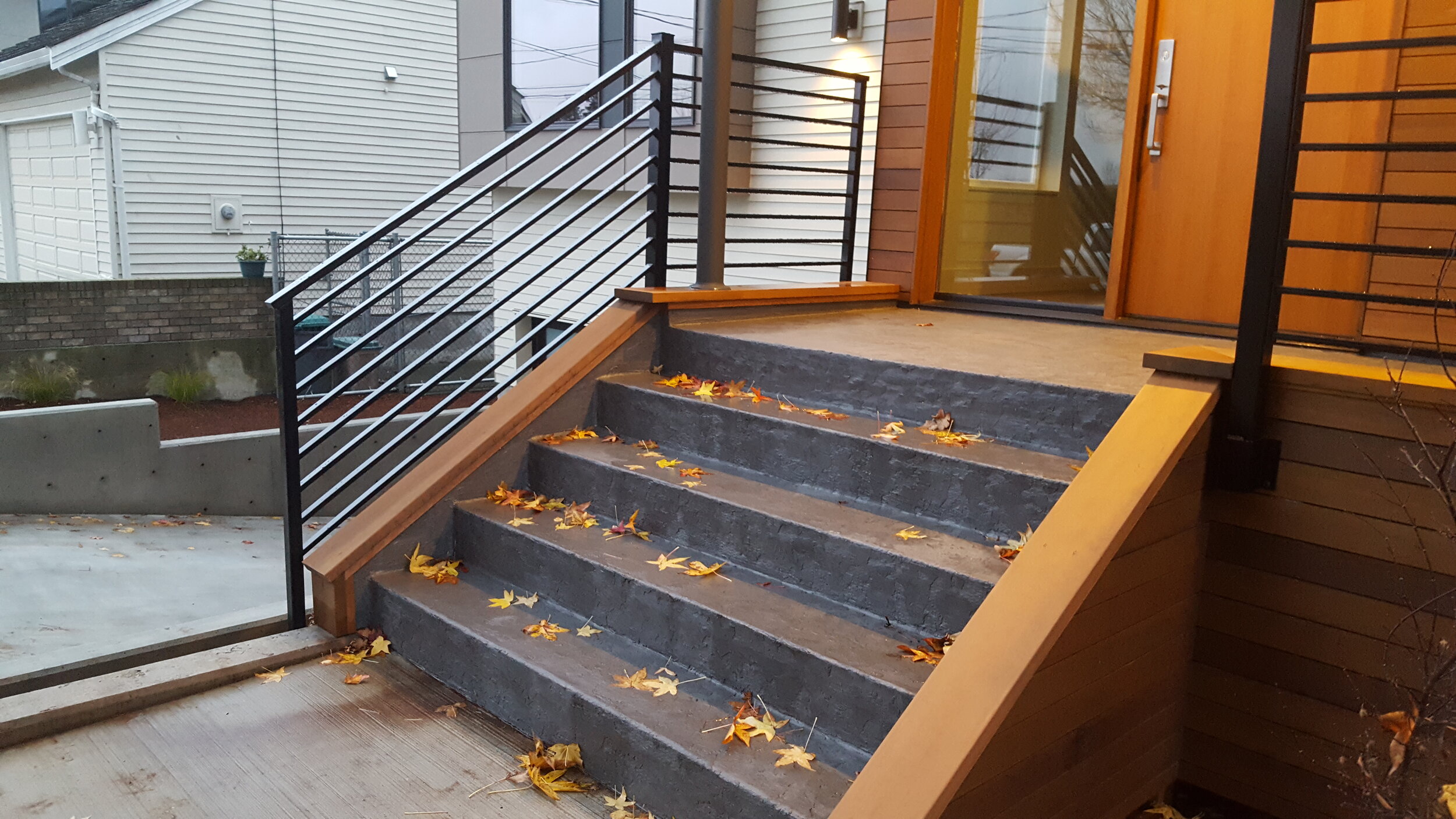 DK Railings- Excell-custom+horizontal+bar+railing+with+1+x+2+top+railing